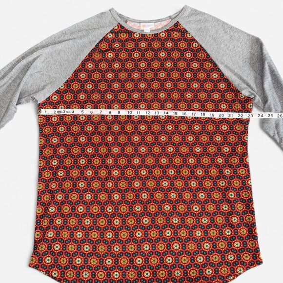 Lularoe "Randy" Baseball Style, Quarter Sleeve, Colorblock T-Shirt - Picture 4 of 8